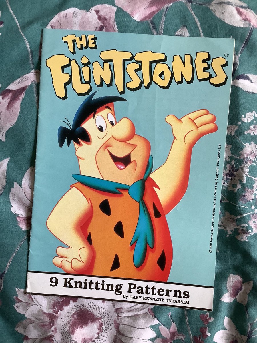 WatsonsVintage's tweet photo. NEW LISTING There are NINE different #Flintstones Sweater/Jumper Patterns in this #Vintage #KnittingPatternBooklet by #GaryKennedy in my Emporium https://t.co/rWKraJsHpZ #Intarsia #Fred #Barney #Wilma #Dino #Betty https://t.co/mCivi9NJE2
