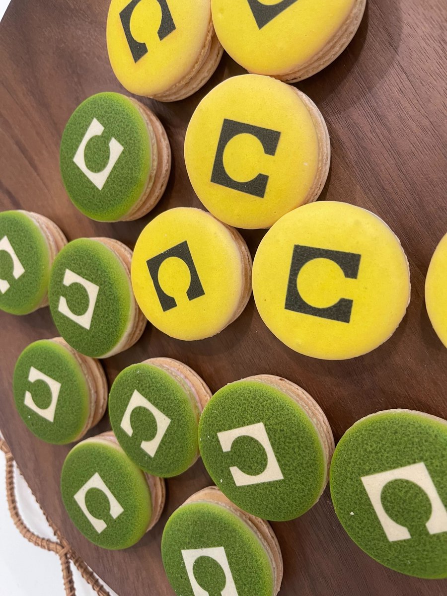 Standing room only for <a href="/marek_/">marek.celo.eth 🦇🌳</a>'s talk at the <a href="/_CryptoForGood/">CryptoForGood 🦇🌳</a> x <a href="/CeloOrg/">Celo</a> meetup! 🎉   

Thank you <a href="/kryptoseoul/">kryptoseoul.eth</a> and <a href="/ainetwork_ai/">AI Network</a> for hosting! 👏🏻