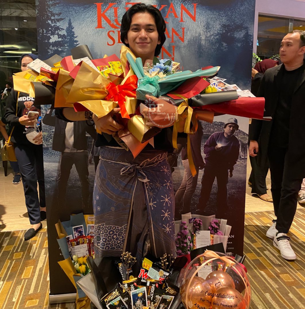 Terima kasih juga bucket dan hadiahnya untuk <a href="/AjilDitto_08/">Ajil</a> guys!💗✨