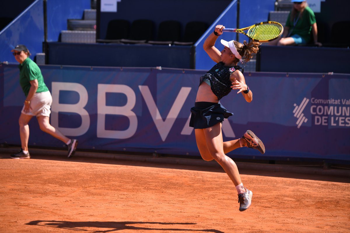 BBVAopenVal's tweet photo. Flying #Grabher 🚀
#bbvaopenval #wta #sports #valencia https://t.co/kJIbOC5NBC
