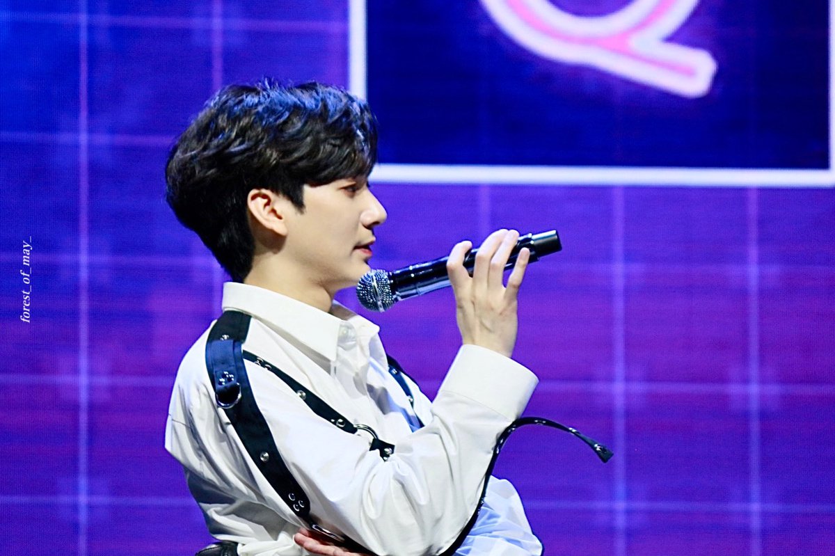 forest_of_MAY_'s tweet photo. 230521 아론 팬미팅 “SPECTRUM OF”
🎤
#곽아론 #아론
#KWAKAARON #AARON #시차
#아론팬미팅 #SPECTRUMOF #스펙트럼오브
#블루스퀘어마스터카드홀 https://t.co/kVi7LdjFDt