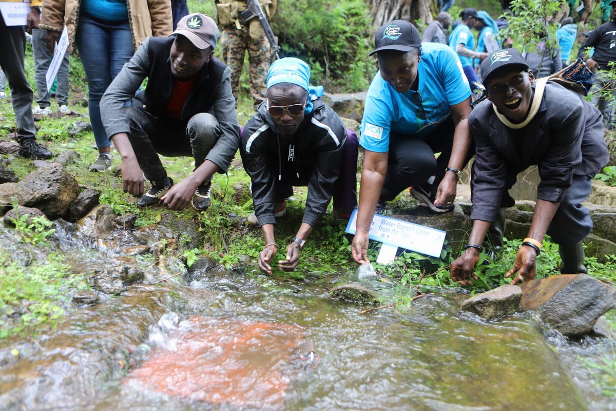 WWF_Kenya's tweet photo. 💦 The focus of this campaign is to address 💦-related challenges in the country and promote sustainable water management practices. Water is not only essential for sustaining life but also plays a vital role in agriculture, industry, and daily activities. We’re walking together to ensure healthy freshwater systems continue to provide a sustainable future for all. #Voices4Rivers #JourneyofWater