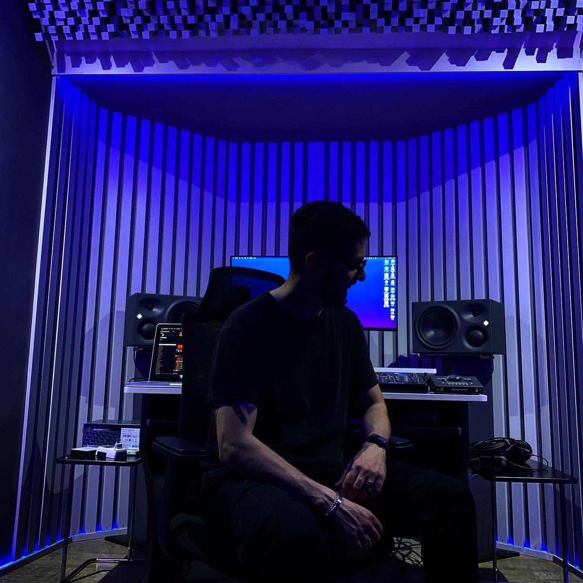 SOLR (@solrmusic) on Twitter photo ‘Peace of Mind’ is coming this Friday on <a href="/nickyromero/">Nicky Romero</a> ‘s <a href="/protocollab/">polymorph</a> 📣🎶 filled this track with so many emotions w/ <a href="/aqeliki/">Ageliki</a> & feels so good to finally get this song out for you guys! Pre save link in my bio ‘Peace of Mind’ is coming this Friday on <a href="/nickyromero/">Nicky Romero</a> ‘s <a href="/protocollab/">polymorph</a> 📣🎶 filled this track with so many emotions w/ <a href="/aqeliki/">Ageliki</a> & feels so good to finally get this song out for you guys! Pre save link in my bio