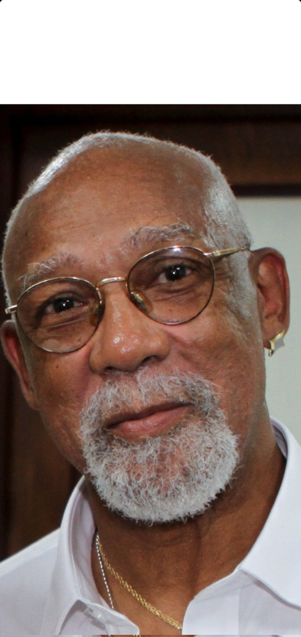 HAPPY BIRTHDAY 
JOHN CARLOS 