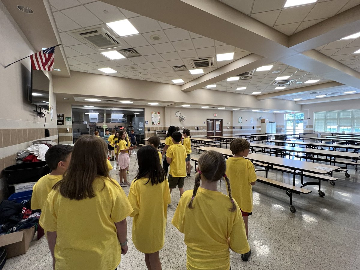 Lauren Murphy tweet media