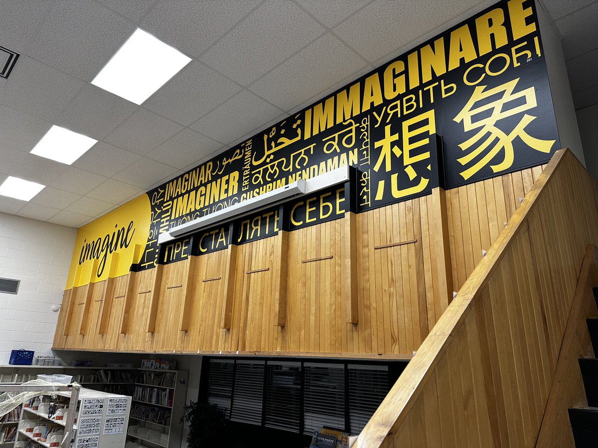muralworks's tweet photo. IMAGINE! Another mural at @EkcoeCentralPS! #muralworks #imaginemural #librarymural @TVDSB @ARTSHINEINC https://t.co/fv6uFHKwXy