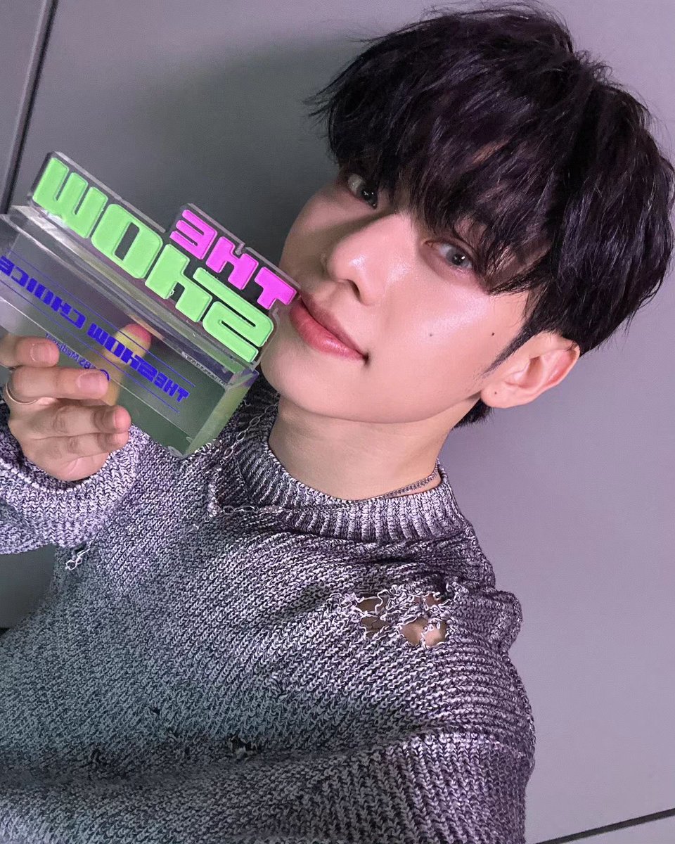 dh917S2's tweet photo. 따랑해🥹💙💙 https://t.co/KBhb4NYXXO