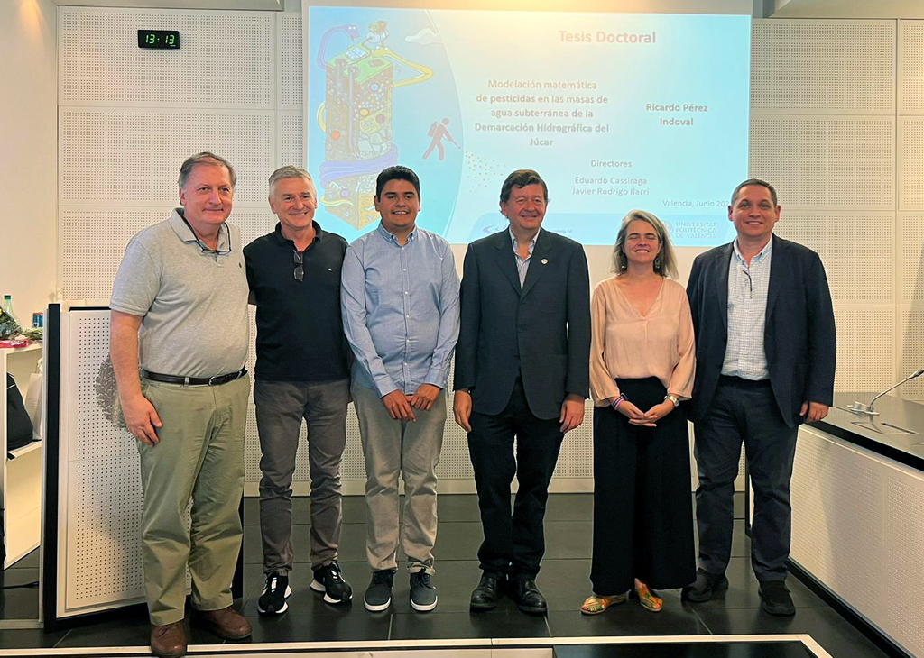 iiama_upv's tweet photo. 👉Su tribunal de evaluación estuvo formado por @jaumegomez (IIAMA), Pablo Romanazzi (Universidad Nacional de La Plata) y Arianna Renau Pruñonosa (Universitat Jaume I).
¡😃Sin duda una gran recompensa al excelente y laborioso trabajo realizado!
#tesisIIAMA #hidrogeologia https://t.co/WLIkPXZ8f7