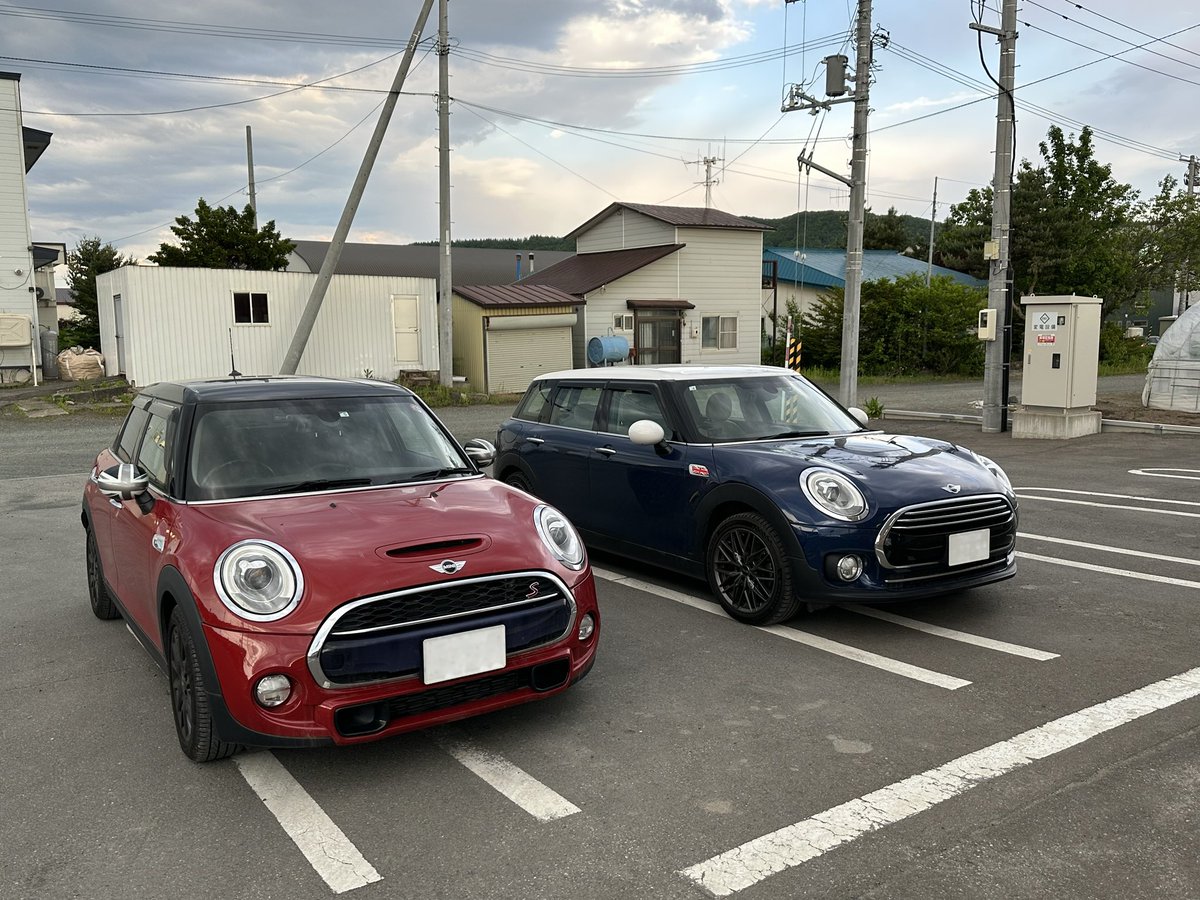 Tosiaki1043's tweet photo. いつも行くコンビニ🏪で
初となら〜😸😸
#MINI_COOPER https://t.co/k7D8JhROF9