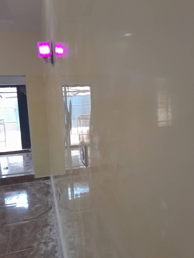 somkell's tweet image. Vikel marble stucco paint… painting one house at a time.