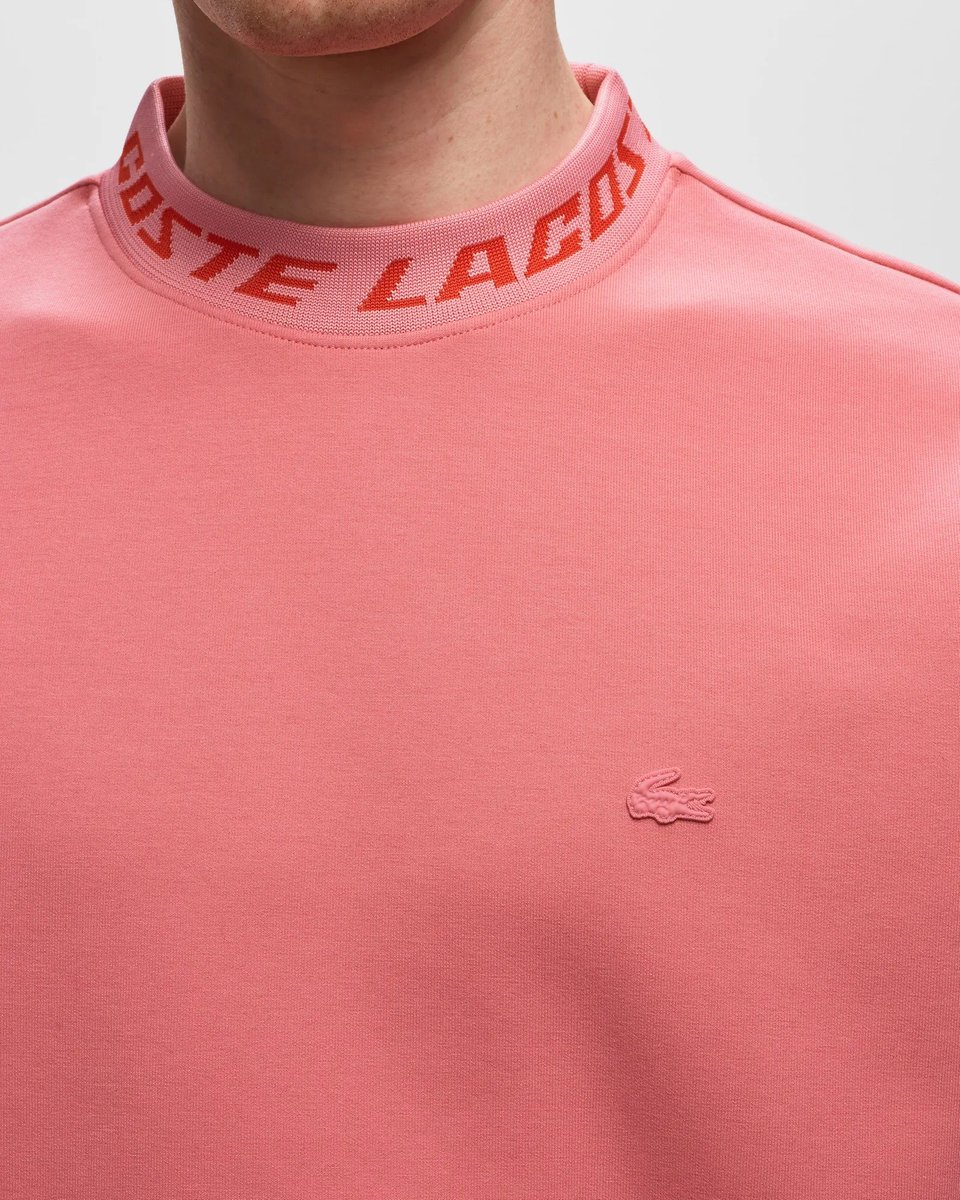 CaminoTV's tweet photo. Le Sweat Rose Lacoste 🧁   

119€ au lieu de 150€ 🎟️

Lien : https://t.co/lWmJiXsJPQ https://t.co/PLLvKSwCM5