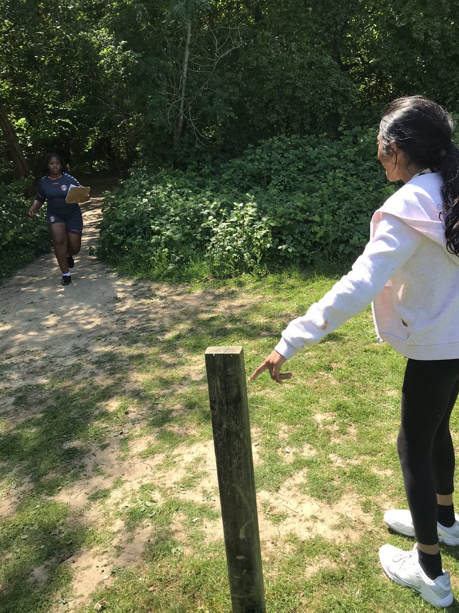 st_augustinesch's tweet image. Check out our woodland compass reading course! We learnt all about using compasses and collaborated as a team to find the path! Great team bonding year 6!