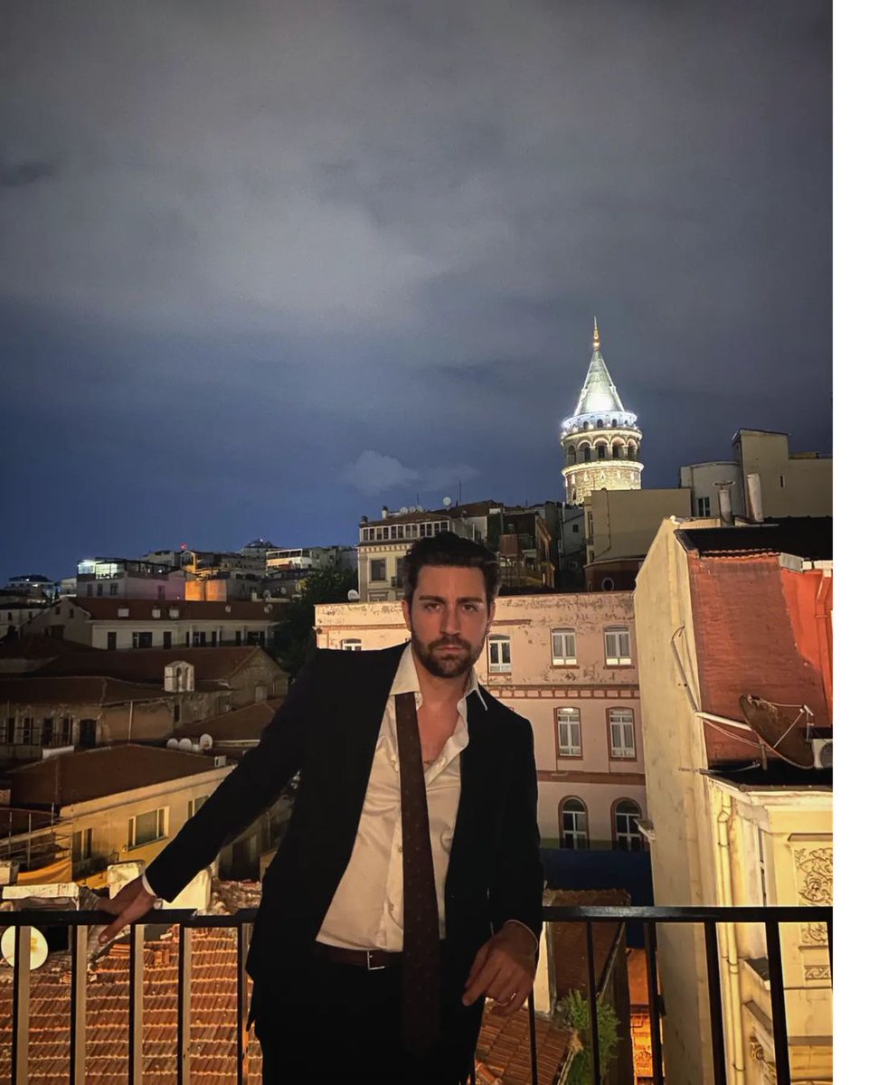 11FalanFilan's tweet image. "#weekenddump - how it started vs. how it ended - (beautiful night hosted by @ayyapim 🙌)"
🥵🌟

#ÇağlarErtuğrul