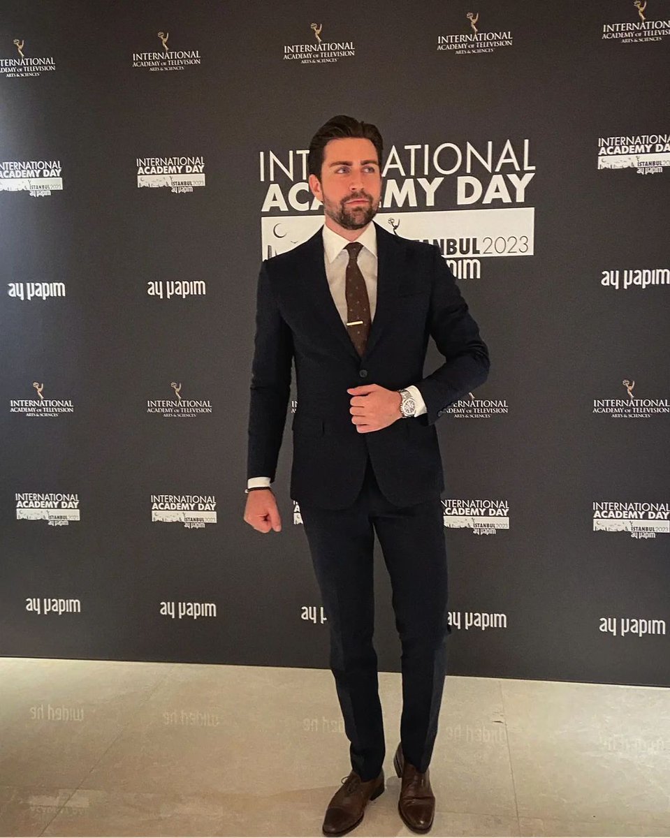 11FalanFilan's tweet image. "#weekenddump - how it started vs. how it ended - (beautiful night hosted by @ayyapim 🙌)"
🥵🌟

#ÇağlarErtuğrul