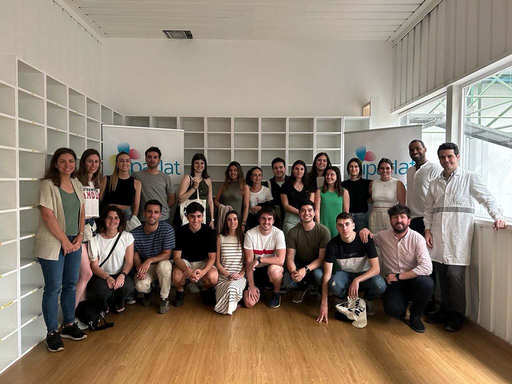 MIO__MU's tweet image. Agradecidos de la visita a Iparlat y del reto que hemos llevado a cabo junto con ellos para introducir productos plant based de la nueva División de Natur All en los mercados europeos de Italia, Alemania y Reino Unido. 
#learningfromreality #Internacional #International #MBA #MIO