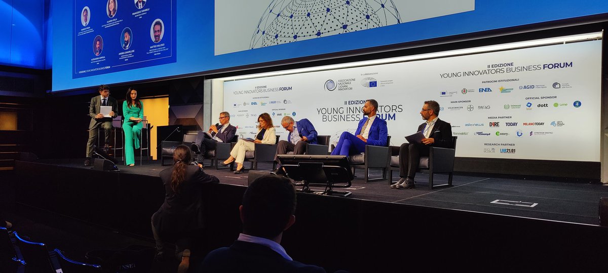Cla_Gagliardini's tweet photo. Sul palco dello #YoungInnovators Business Forum I rappresentanti delle istituzioni europee e degli enti governativi.
Link alla diretta: https://t.co/BBDZKbeJkS
#YIBF #ANGI #adv https://t.co/RnDYH5CNn1