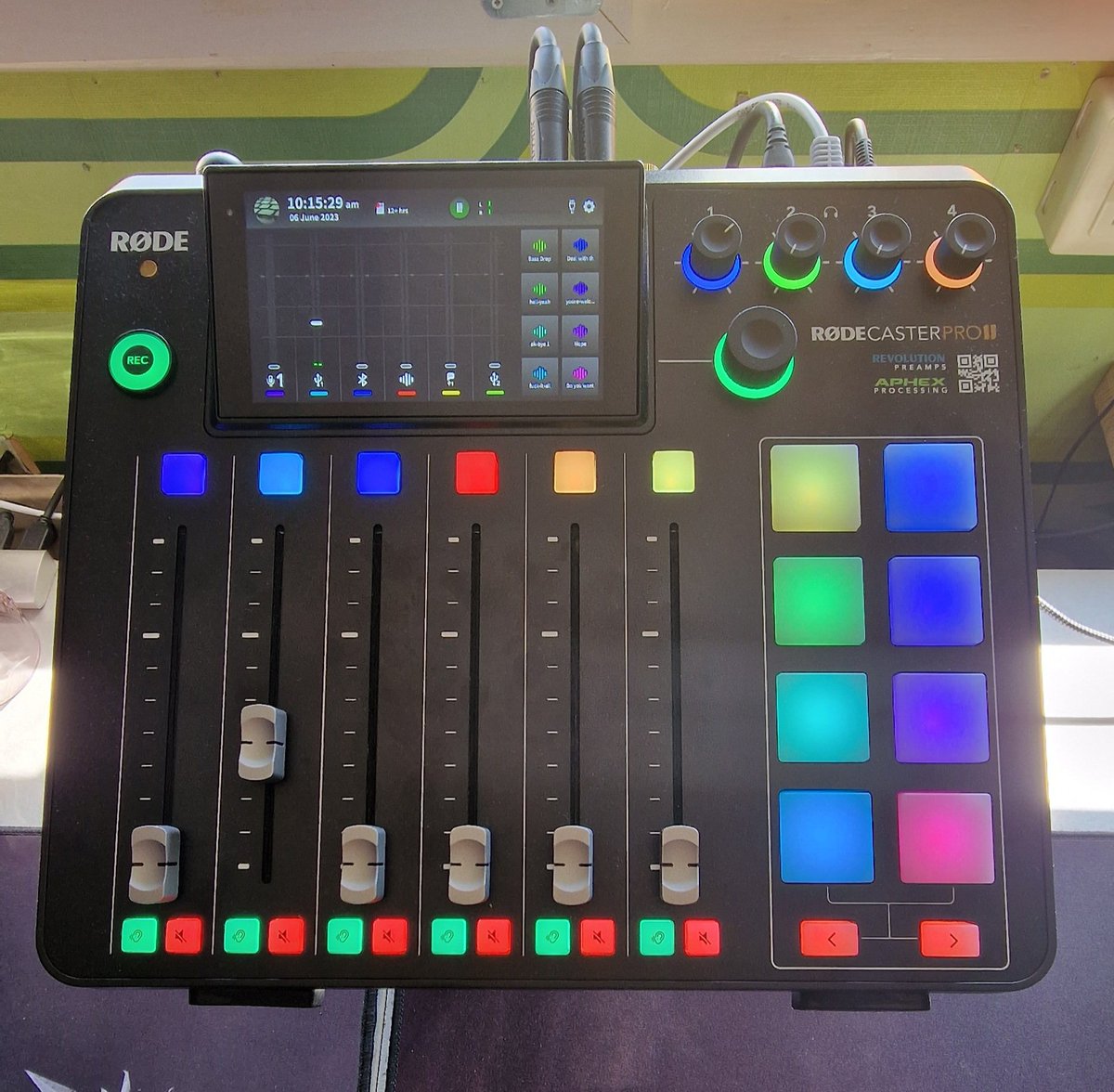 DJ_BLADE_GAMES's tweet image. Welcome to the blade army 

Happy with my upgrade from the rodecaster pro to the rodecaster pro 2

#rodecasterpro2
#rode 

@rodemics