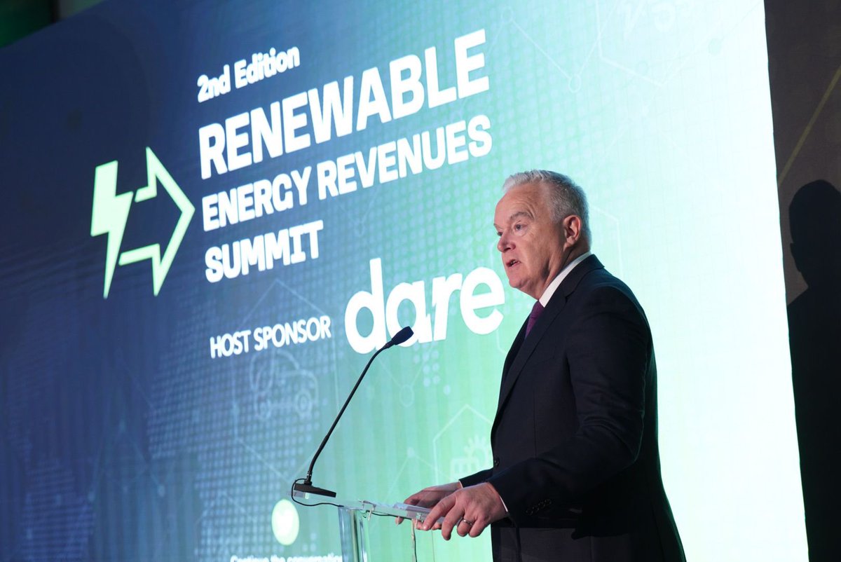 _SolarEnergy's tweet photo. The welcome address by TV Presenter, Huw Edwards has just begun! We’re ready for an insightful day of learning and networking at the Renewable Energy Revenues Summit.
@thehuwedwards #RER23 https://t.co/QQnezjpAeC