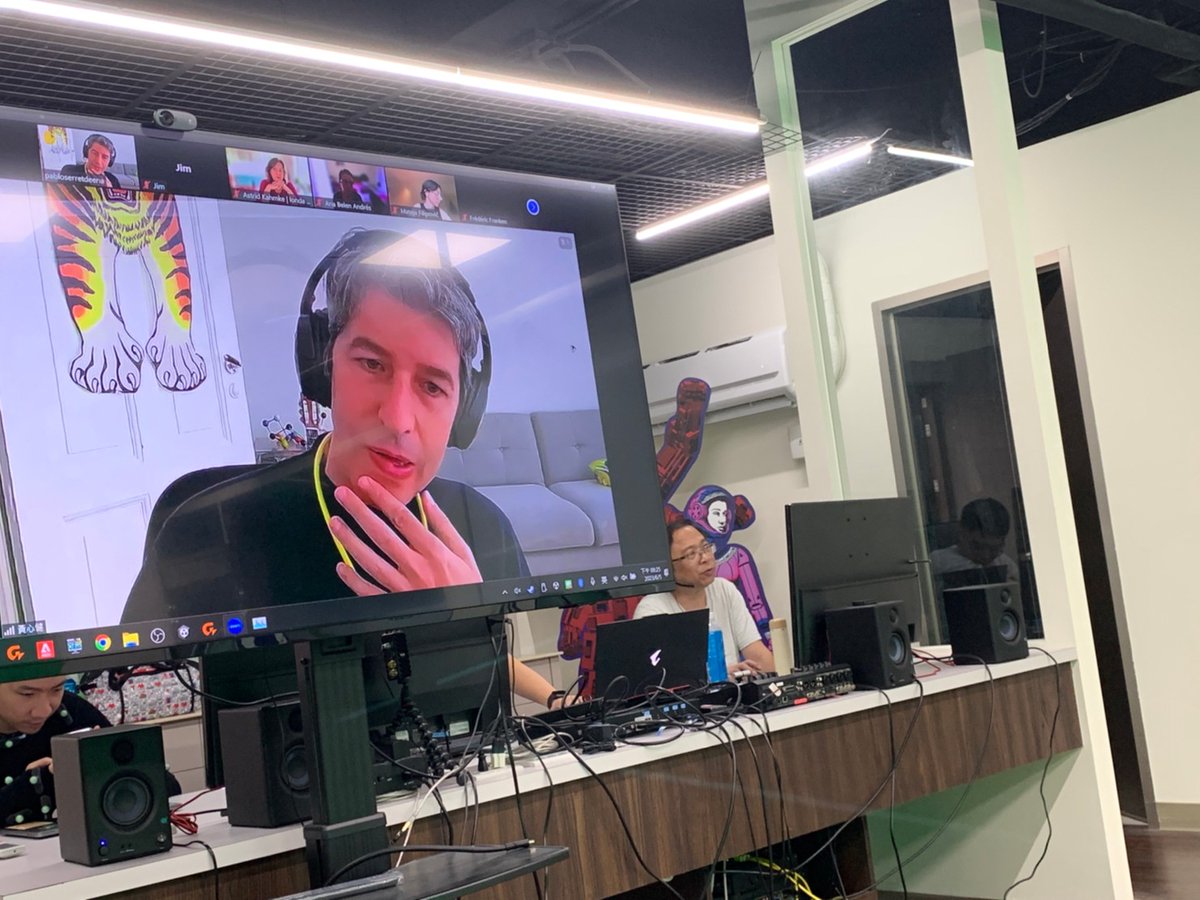 hsinchien tweet media