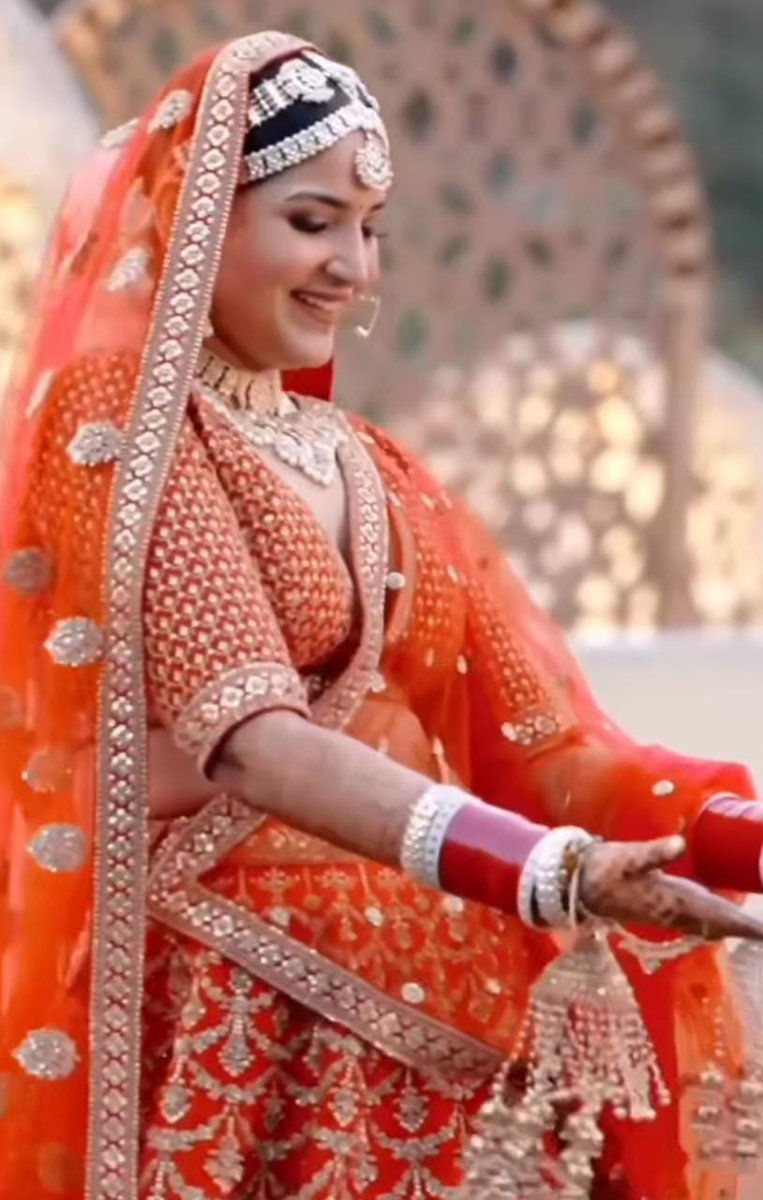 olreadydotin's tweet image. Most adorable bridal entry we have ever witnessed 😍✨

Bride : @varnikas_s

#bridalentry #bridalentrygoals #bridetobe #varmala #varmalaceremony #adorable #sweetest #trendingnow #trendingreels #reelsinstagram #reelsviral #reels2023 #olready #olreadydotin #yoursmartbeautyclub