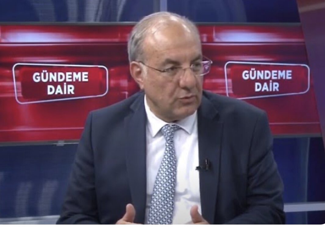 Munzur üniversitesi rektörlüğü’ ne Cumhubaşkanımız <a href="/RTErdogan/">Recep Tayyip Erdoğan</a> tarafından atanan kıymetli kardeşim <a href="/4KPeker/">Kenan PEKER</a> hocamızı tebrik eder, başarılar dilerim