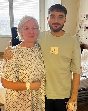 A patient who missed out six times on a liver transplant has finally received the gift of life - thanks to his mother and the dedicated team at the Royal Free Hospital 👉 bit.ly/3CdAIXL