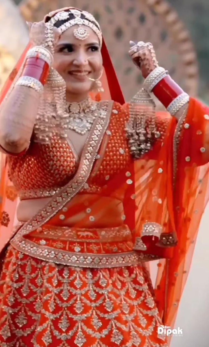 olreadydotin's tweet image. Most adorable bridal entry we have ever witnessed 😍✨

Bride : @varnikas_s

#bridalentry #bridalentrygoals #bridetobe #varmala #varmalaceremony #adorable #sweetest #trendingnow #trendingreels #reelsinstagram #reelsviral #reels2023 #olready #olreadydotin #yoursmartbeautyclub