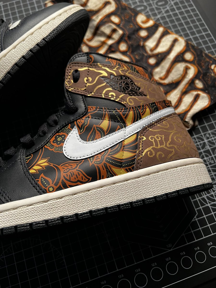 Never forget your roots, Indonesian Batik on AJ1s 🤭