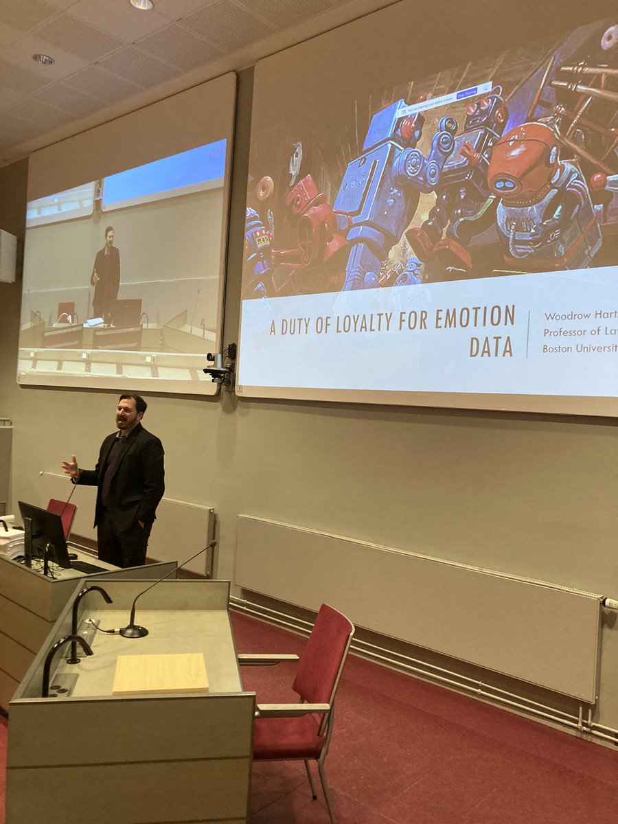 BallardiniRM's tweet photo. And now @hartzog speaking about #duty of loyalty for #EmotionalData! @BU_Tweets @ulapland @UniLaplandLaw https://t.co/QcNkin49FY