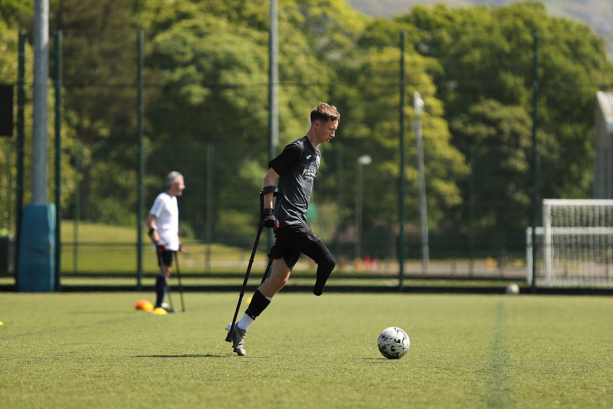 Young lad in action for @ScotAmputeeFA what a great day,brilliant turnout and an amazing effort from everyone,we will keep growing as a team and as a nation,watch out the Scots are coming
#amputees #football #equalgame  #FIFA #SFA #teammates