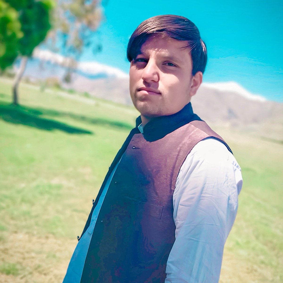 AzharToorie's tweet photo. #NewProfilePic https://t.co/OOHzYBsEXk