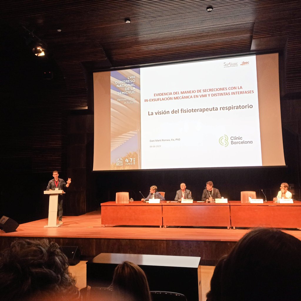 Gonzalo Ballesteros Reviriego (@gonso33) on Twitter photo El fisioterapeuta respiratorio + asistente mecánico a la tos un pack clave en la UCI. Gracias <a href="/jdanimarti/">Dani Martí Romeu</a> por esta magnífica presentación. 
<a href="/semicyuc/">SEMICYUC</a> <a href="/seeiucoficial/">SEEIUC</a> 
#elflowbiasestuamigo  🫁🫀 El fisioterapeuta respiratorio + asistente mecánico a la tos un pack clave en la UCI. Gracias <a href="/jdanimarti/">Dani Martí Romeu</a> por esta magnífica presentación. 
<a href="/semicyuc/">SEMICYUC</a> <a href="/seeiucoficial/">SEEIUC</a> 
#elflowbiasestuamigo  🫁🫀