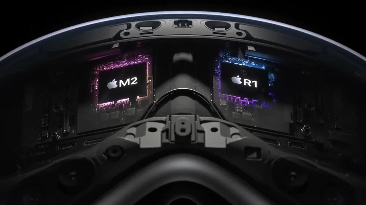 abrepy's tweet image. #AppleVisionPro extraordinary performance:
Watch 2D movies creating theatre and 3D movies in with real world experience.

Video call meetings as if you are present in physical.

#visionOS #AppleM2 &amp;amp; R1.

Virtual world becomes real world with cameras, mics and sensors.

#WWDC23