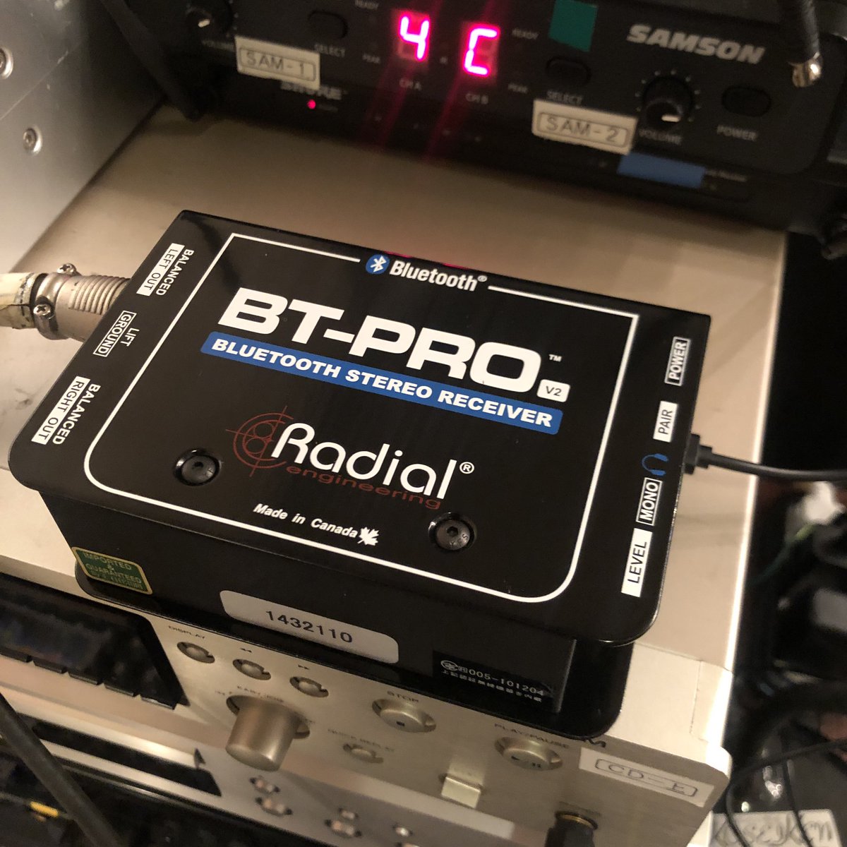 bowie_f's tweet photo. オタレコさんで注文したRADIALのBT-PRO到着した!
これでまた色々できちゃうなグフフ
#オタレコ
#OTAIRECORD
#RADIAL
#BTPRO https://t.co/NJ8Fu5lCly