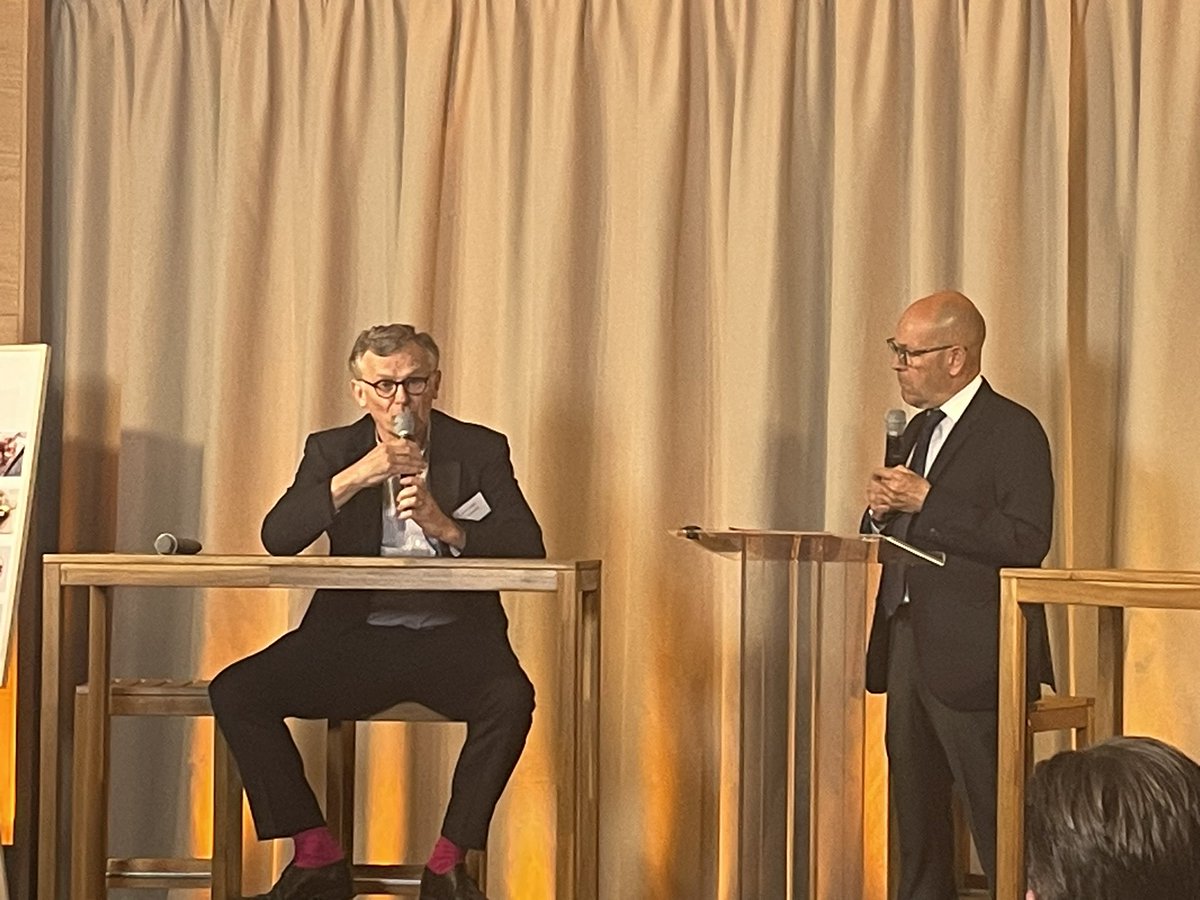 Sur transpositions, travail en silo d’une administration à l’autre, réglementation excessive… l’agroalimentaire français « courre avec des boulets aux pieds » nous dit l’avocat Antoine de Brosse lors des journées @fedalim <a href="/fncorpsgras/">Fncg</a> <a href="/syfab_bvp/">SYFAB</a> 

#agroalimentaire