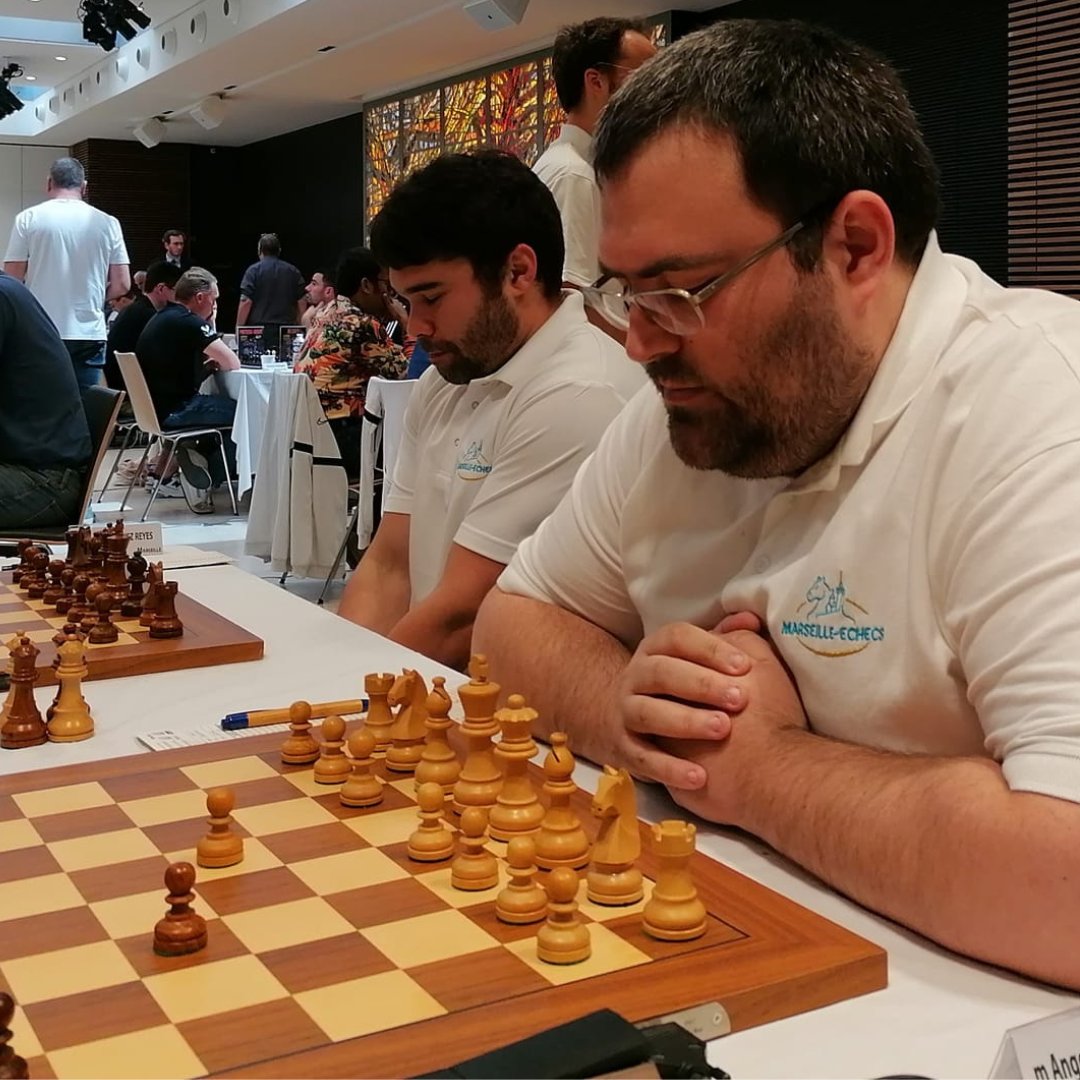 Marsechecs's tweet photo. ♟️♟️TOP 16 ♟️♟️

Tous derrière nos joueuses &amp; joueurs Marseille-Echecs 🔵⚪
Allez Allez 💪🔥

Présentation de notre effectif sur : https://t.co/Kt2kDTqnve
Suivez la compétition sur https://t.co/AGqf6us2Ko

#marseilleechecs #ffechecs #échecs #Chartre #chess https://t.co/I3PM2x8A7Q