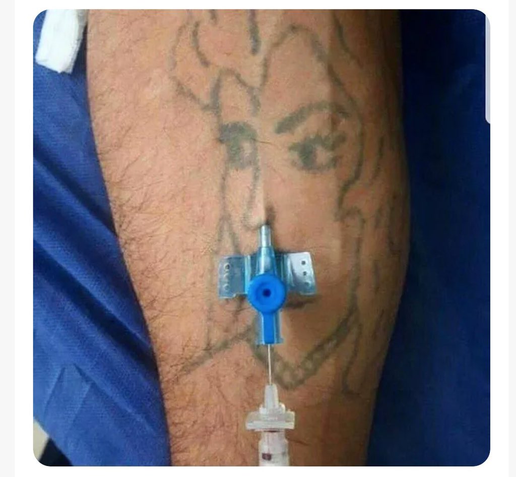 DoctorKalas's tweet photo. There are many serious times in patient care, but it's absolutely essential to maintain a sense of humor and enjoy lighter moments with patients. (patient consented). https://t.co/7TMFH8c1bS