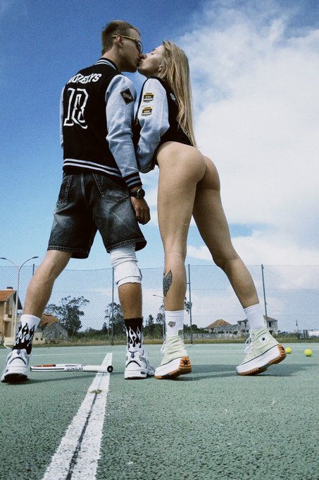 @Pornhub  🥹🥹🥹🥹 https://t.co/RbQETgybNs<a class="tags" href="/tag/pornhub">@pornhub</a><a href="/tag/nails"class="tags"><span>#nails</span></a><a href="/tag/whitenails"class="tags"><span>#whitenails</span></a><a href="/tag/feet_lover"class="tags"><span>#feet_lover</span></a>