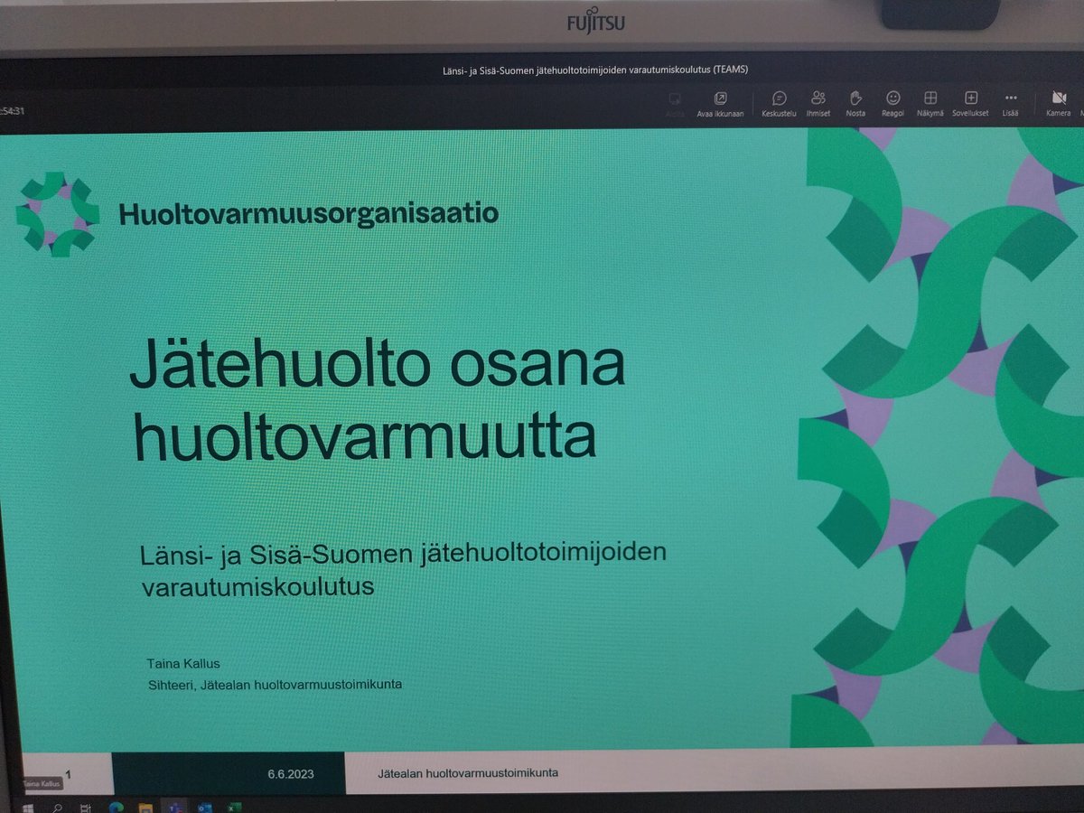 PeO_CivProt's tweet photo. Länsi- ja Sisä-Suomen jätehuoltotoimijoiden varautumiskoulutus verkossa. #LSSAVI tilaama koulutus, jossa 120 kuulijaa. Asiantuntijapuheenvuorot @ELYkeskus, @AVItwiittaa, @HVK_uutiset ja @yministerio näkökulmista. Uutta lainsäädäntöä näköpiirissä. #Varautuminen tehdään yhdessä. https://t.co/dzt5CS9dRo