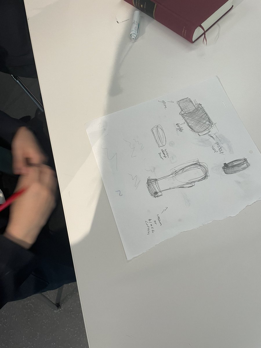 SCD_DT's tweet photo. Students were provided with design briefs. They are now designing and presenting their ideas using smart materials ✍🏻 https://t.co/GaZs4p239I