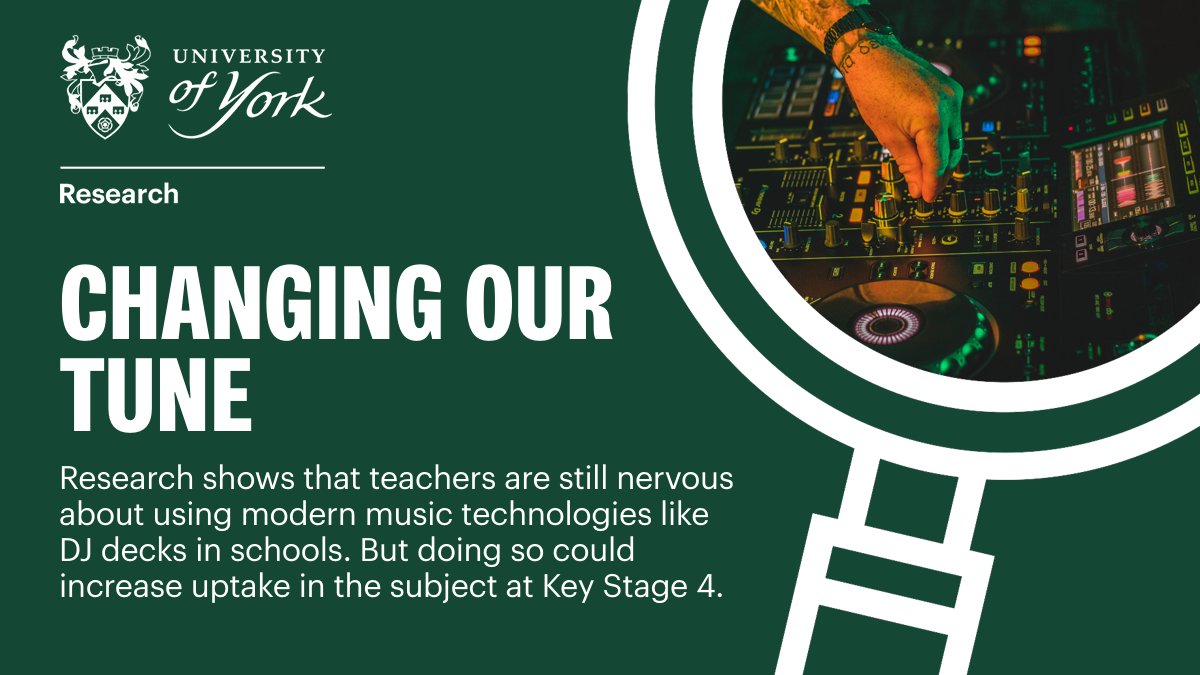 School music teachers could transform the educational experience for their students by engaging with new genres. But many teachers are nervous about using new technologies in the classroom, says new research from @Music_at_York: bit.ly/3MLLlG4 
#YorkResearch