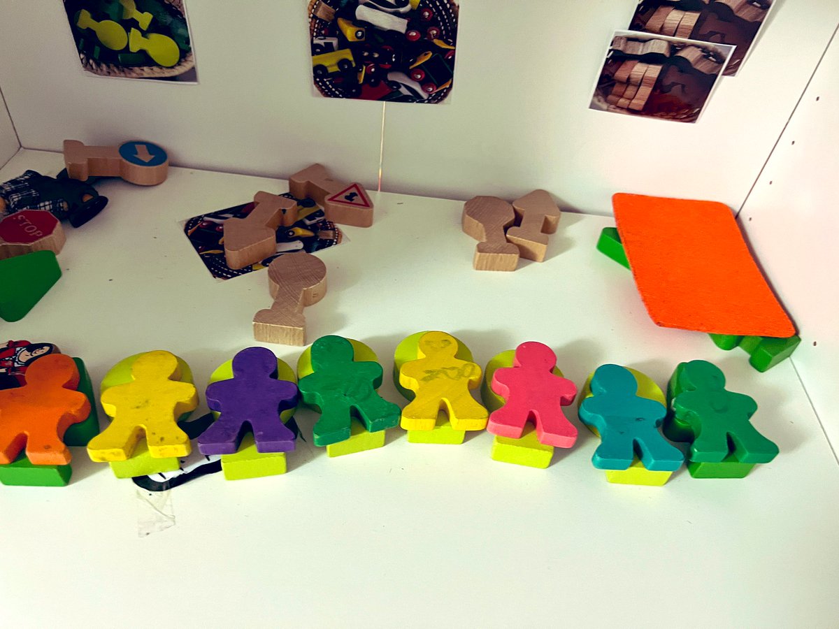 Found a little #thinker staring a shelf during exploration time. I came to ask her what she was staring at and was quickly shushed! 

Me: What are they doing? 
S: They are waiting. 
Me:  What are they waiting for? 
S: For the nap time to end. 

🌙✨🤭#justcute #earlyyears