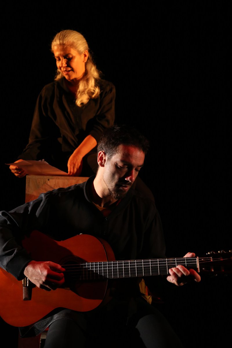 El domingo 11 (18h) tenemos una cita muy especial:

La compañía portuguesa Teatro do Noroeste – CDV nos acerca a "La flor más grande del mundo" de José Saramago. Un espectáculo para todos los públicos.

¡Nos vemos en el Teatro!

Más información y entradas: teatrodelaestacion.com