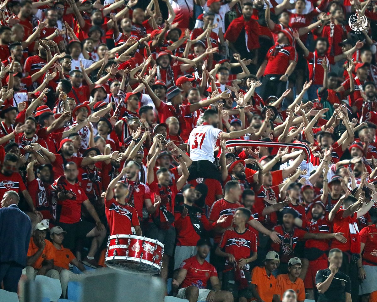 WACofficiel's tweet photo. We love Wydad Athletic Club ! ❤🤍

#DimaWydad https://t.co/Exebe6LwNB