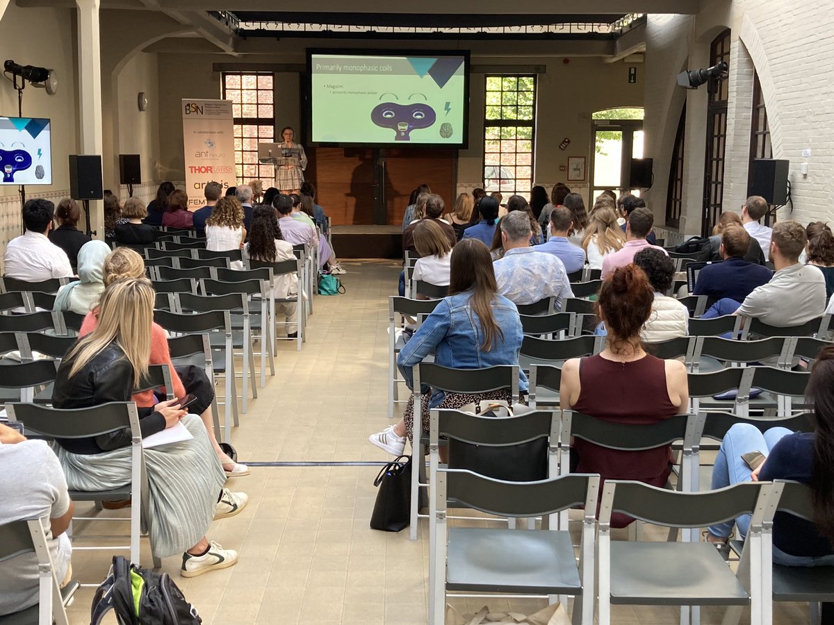 Melina Hehl just presented her latest work about current directions in TMS coils at the Belgian Society for Neuroscience meeting #BSN_2023