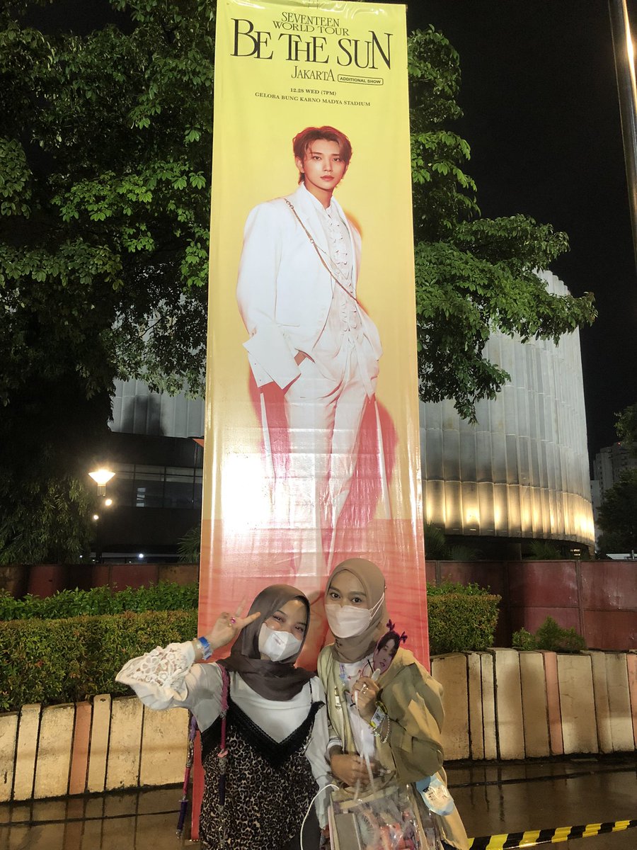 betawibaddie's tweet photo. happpy birthday anaaaaaa 🥹💗 @mysweetchoco #gemini #dilarang #bermukim #diIndonesia https://t.co/QVGWT0l0m2