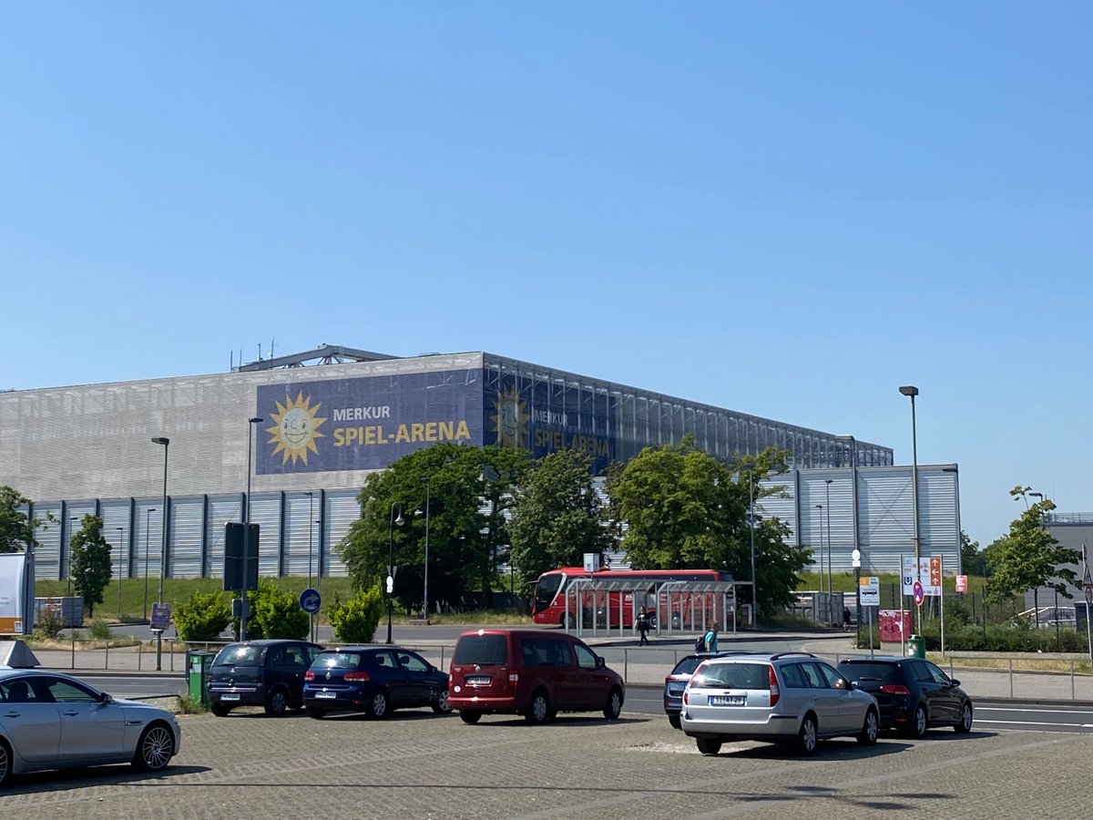 PersonalMode's tweet image. Prêt pour #Dusseldorf ? #DepecheMode #MementoMori on est là !