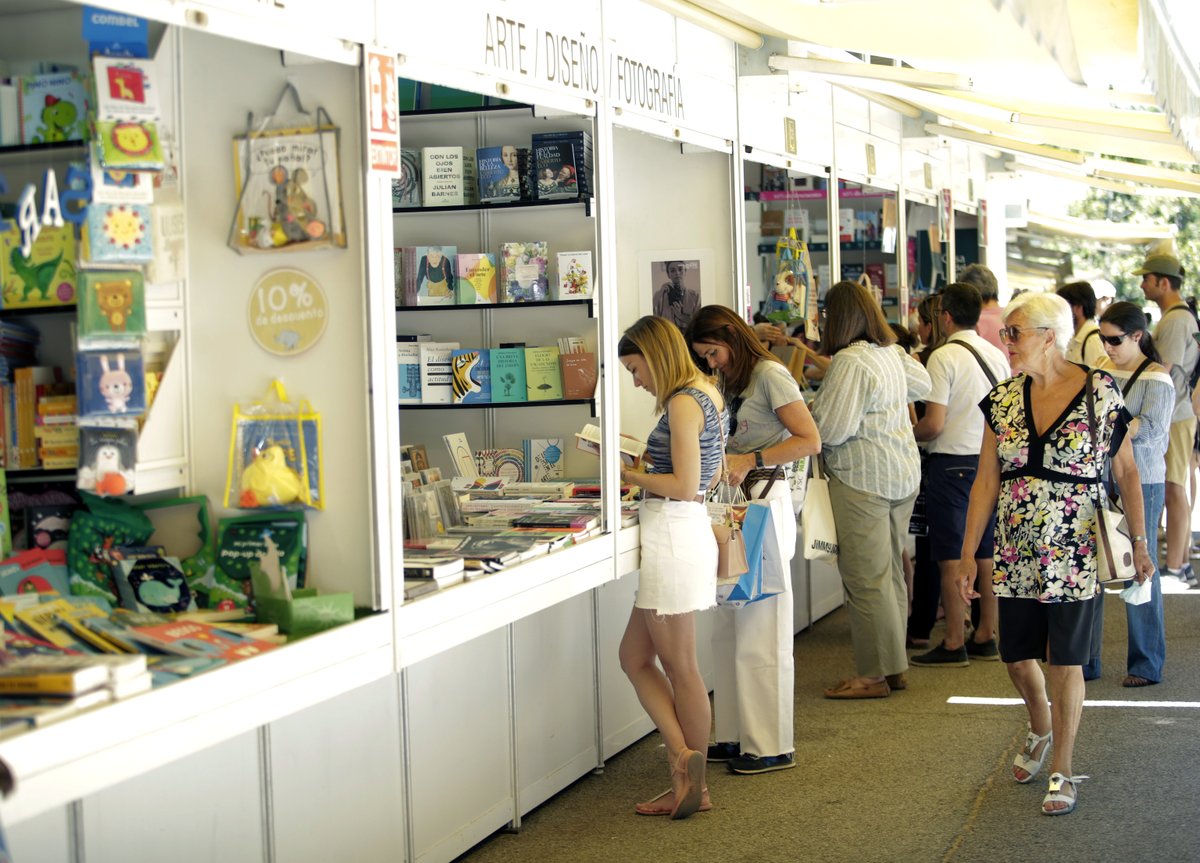 Growth_Road's tweet photo. ¡Disfruta la Feria del Libro de Madrid y comparte la pasión por la lectura en tus clases!

Tienes tiempo hasta el 11 de Junio. 📖✨ 

#FeriaDelLibro #LecturaParaTodos #FeriaDelLibroMadrid https://t.co/kqcEz9RD9G