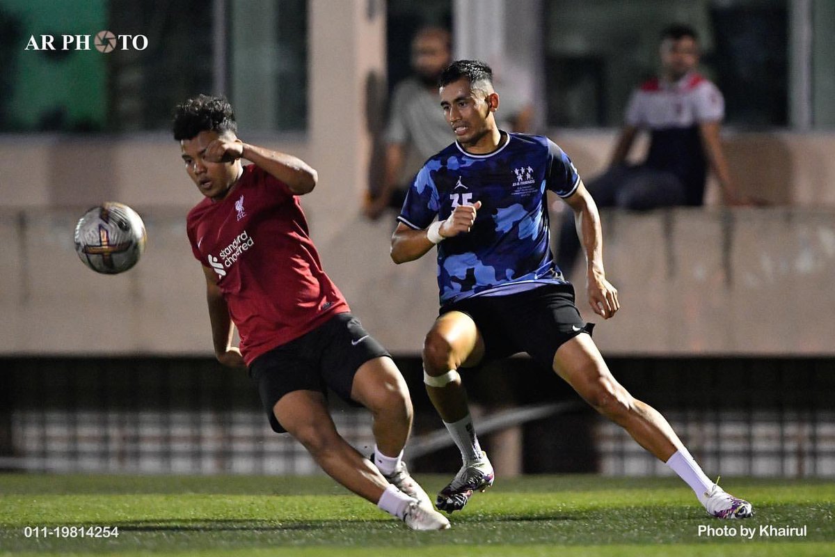 evarenadotco's tweet photo. Inilah tempat di mana biasa menjadi luar biasa. ⚡️⚽️

📸: @arp_hoto 

#EVArena #forEVeryone https://t.co/jvopp127zf