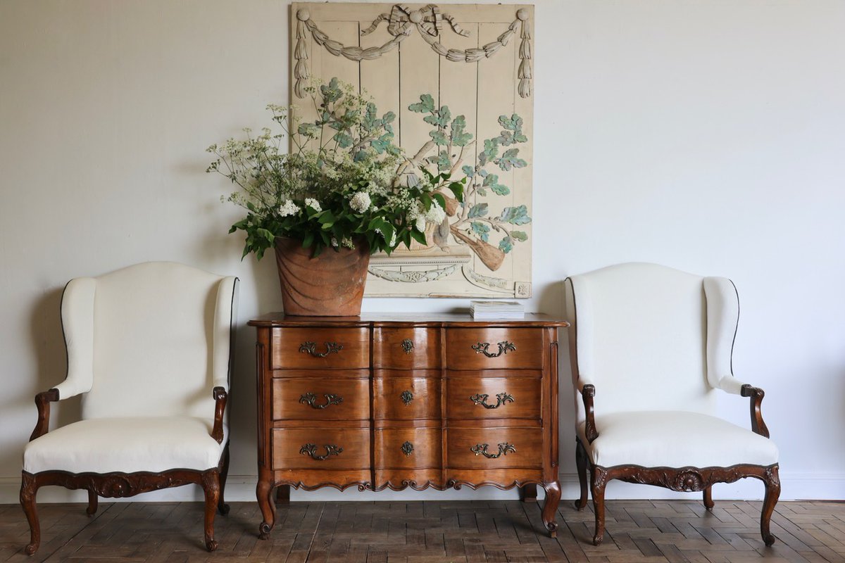 BrownriggUK's tweet photo. 19th Century French Walnut Commode in the 18th Century Taste
https://t.co/2s0kzCP6Lr
#walnutcommode #antiquecommode #antique #furniture #interior #design https://t.co/6Ki8hSZPZH